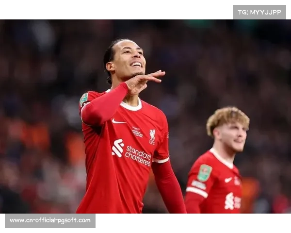 范戴克赛后掩面自责,利物浦1-4失利暴露队长领导力危机 范戴克赛后掩面自责,利物浦1-4失利暴露队长领导力危机